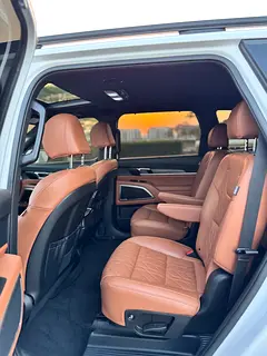 2024 Kia Telluride Rental in Palm Jumeirah photo 8