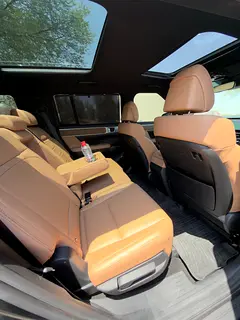 Hire 2025 Hyundai Santa Fe in Palm Jumeirah photo 4