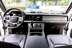 Rent 2024 Land Rover Defender in Al Muraqqabat photo 9