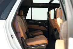 Rent a 2023 Cadillac Escalade in Al Barsha 1 photo 7