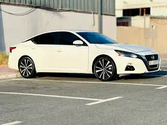 Rent a 2023 Nissan Altima in Sheikh Zayed Road photo 3
