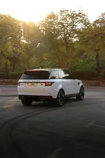 Hire 2021 Land Rover Range Rover Sport in Business Bay photo 7