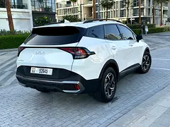 Rent a 2025 Kia Sportage in Hor Al Anz photo 7