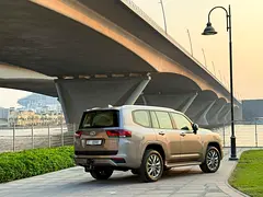 Hire 2025 Toyota Land Cruiser in Town Square photo 2