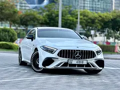 Hire 2022 Mercedes-Benz CLS 450 in Business Bay photo 3