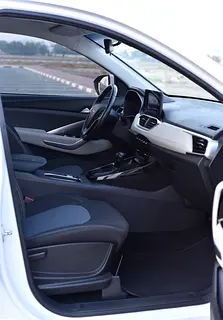 Hire 2023 Chevrolet Captiva in Al Garhoud photo 8