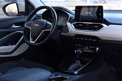 Hire 2023 Chevrolet Captiva in Al Garhoud photo 10