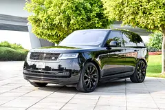Rent a 2023 Land Rover Range Rover in Palm Jumeirah photo 2