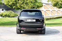 Rent a 2023 Land Rover Range Rover in Palm Jumeirah photo 5