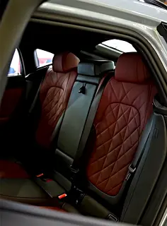 2025 BMW 7-Series for Rent in Al Quoz Industrial Area 3 photo 5