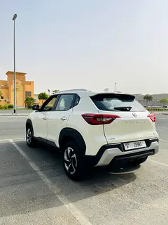 Rent a 2025 Nissan Magnite in Al Barsha 1 photo 10