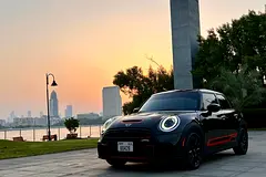 Rent a 2022 MINI Cooper in Jumeirah Village Circle (JVC) photo 9