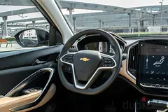 Rent 2025 Chevrolet Captiva in Al Quoz Industrial Area 2 photo 4