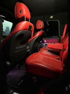 Rent a 2023 Mercedes-Benz G-Class in Central Park photo 6