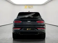 Rent 2023 Bentley Bentayga in Al Barsha 1 photo 3