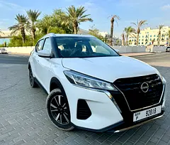 Rent 2024 Nissan Kicks in Al Karama photo 2