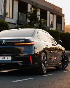 Hire 2023 BMW 7-Series in Al Barsha 1 photo 3