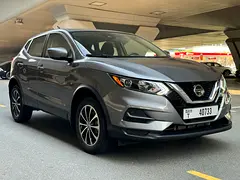 Rent 2021 Nissan Rogue Sport in Al Jaddaf photo 2