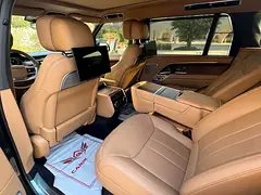Hire 2025 Land Rover Range Rover in Business Bay photo 4