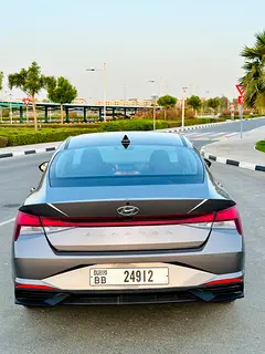 Hire 2022 Hyundai Elantra in Nad Al Sheba 3 photo 5
