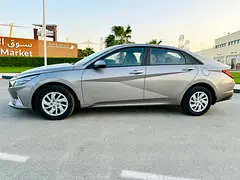 Hire 2022 Hyundai Elantra in Nad Al Sheba 3 photo 8