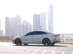 Rent a 2024 Kia K5 in Dubai International Airport photo 4
