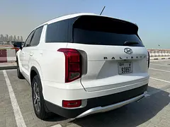 2022 Hyundai Palisade Rental in Palm Jumeirah photo 3